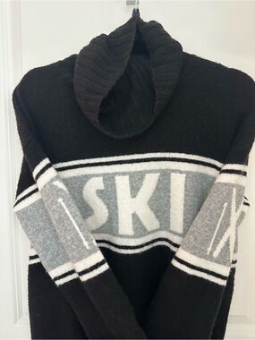 Lou & Grey Black Cozy Knit Turtleneck